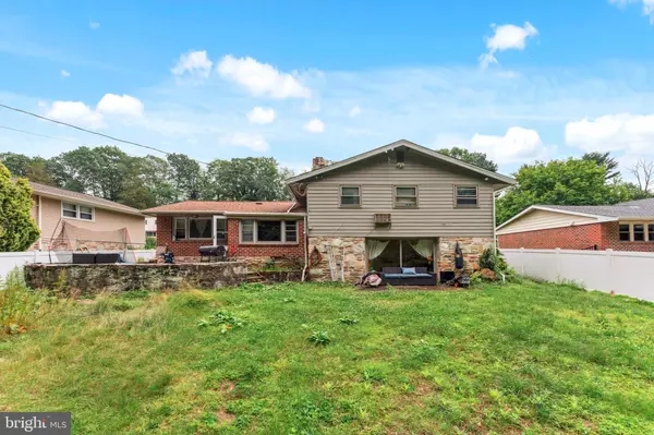 Huntingdon Valley, PA 19006,1026 OLD FORD RD