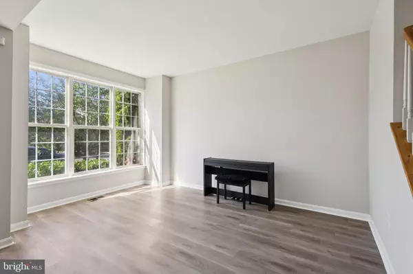 Orange, VA 22960,273 PARKER PL