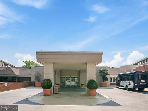 Annapolis, MD 21403,7101 BAY FRONT DR #204