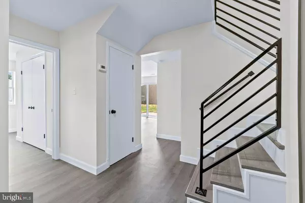 Lutherville Timonium, MD 21093,851 KELLOGG RD