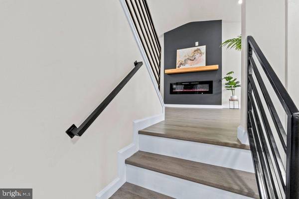 Lutherville Timonium, MD 21093,851 KELLOGG RD