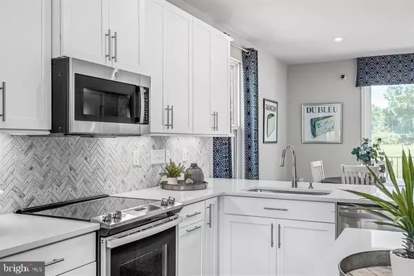 Montgomery Village, MD 20886,19814 IRON OAK CT #212G SPEC HOME