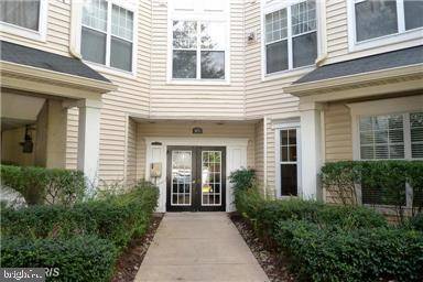 3851 ARISTOTLE CT #1-312, Fairfax, VA 22030