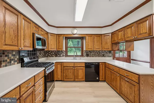 Catlett, VA 20119,8030 KETTLE RUN CT