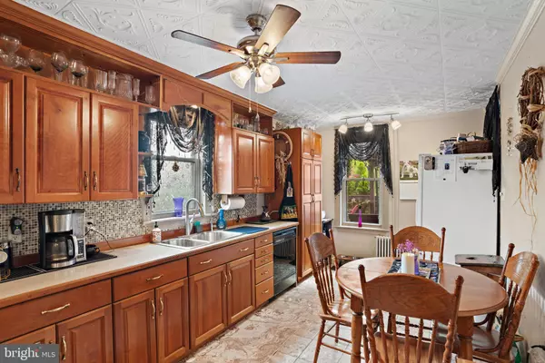Jacobus, PA 17407,5 N MAIN ST