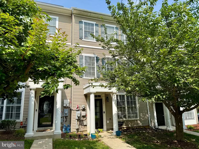 3241 STANTON RD SE, Washington, DC 20020