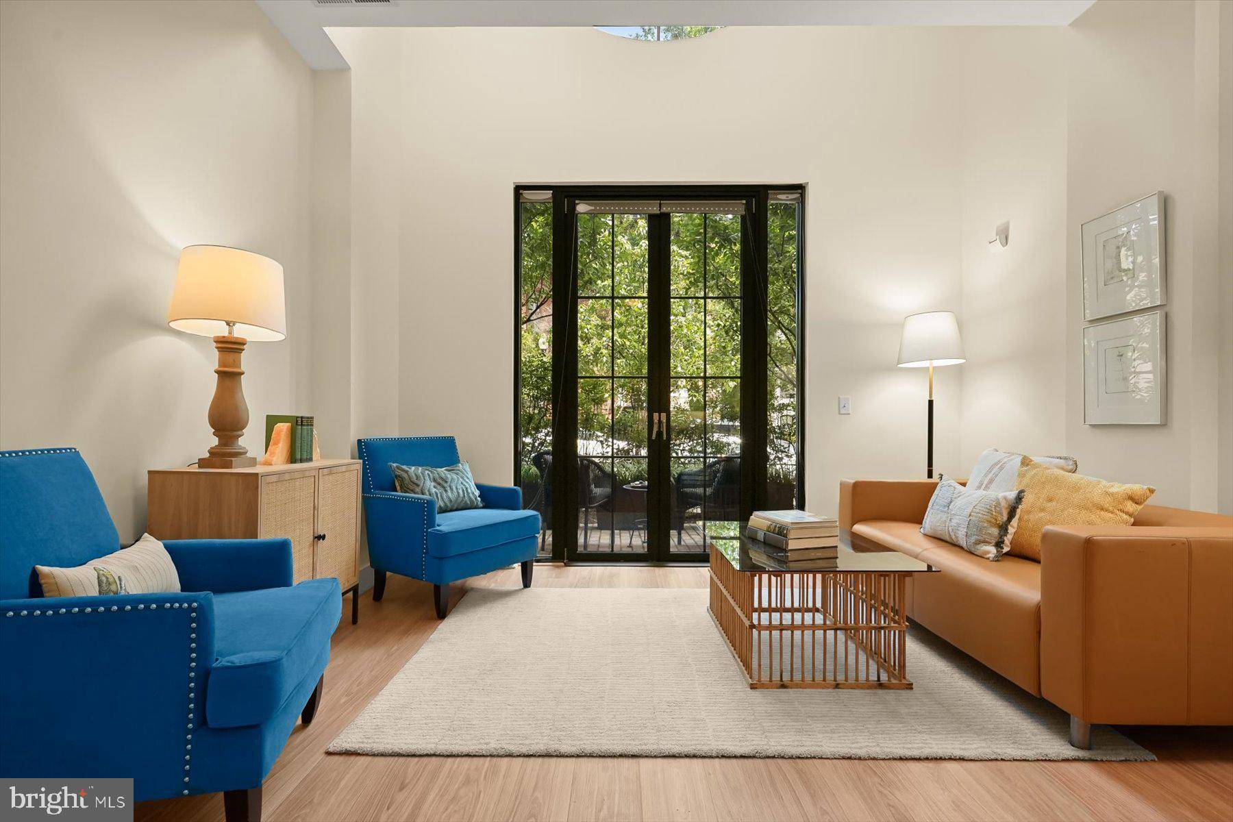 Washington, DC 20001,910 M ST NW #116