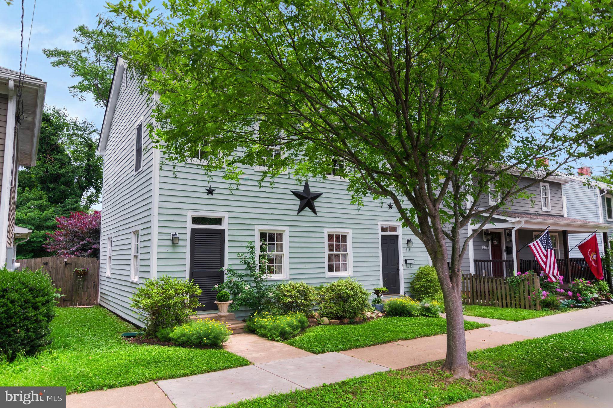 Fredericksburg, VA 22401,211 PRINCE EDWARD ST