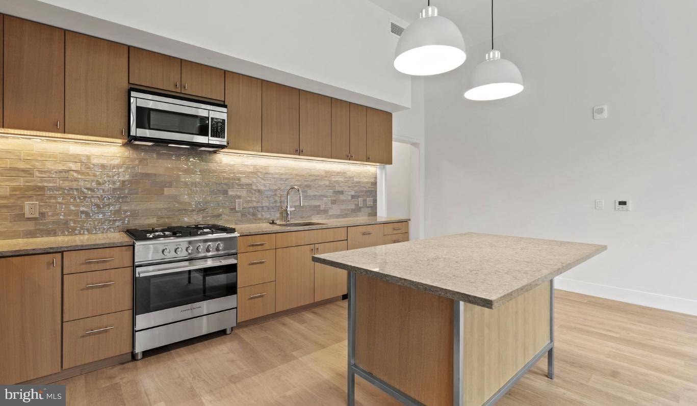 North Bethesda, MD 20852,10511 STRATHMORE HALL ST #2B-3A-706