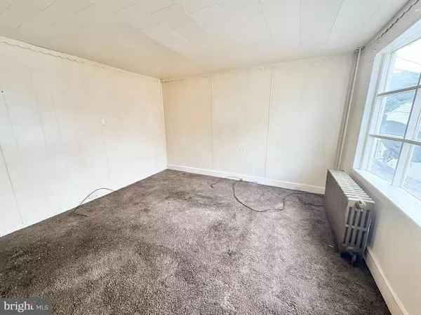 Pottsville, PA 17901,758 W WALNUT ST