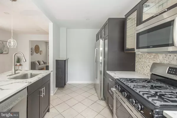 Narberth, PA 19072,521 HOMEWOOD AVE