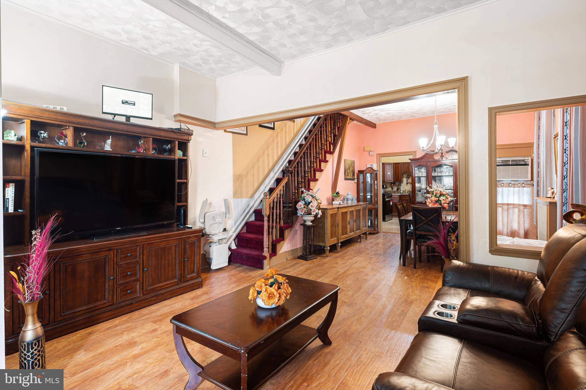 Philadelphia, PA 19144,30 W APSLEY ST