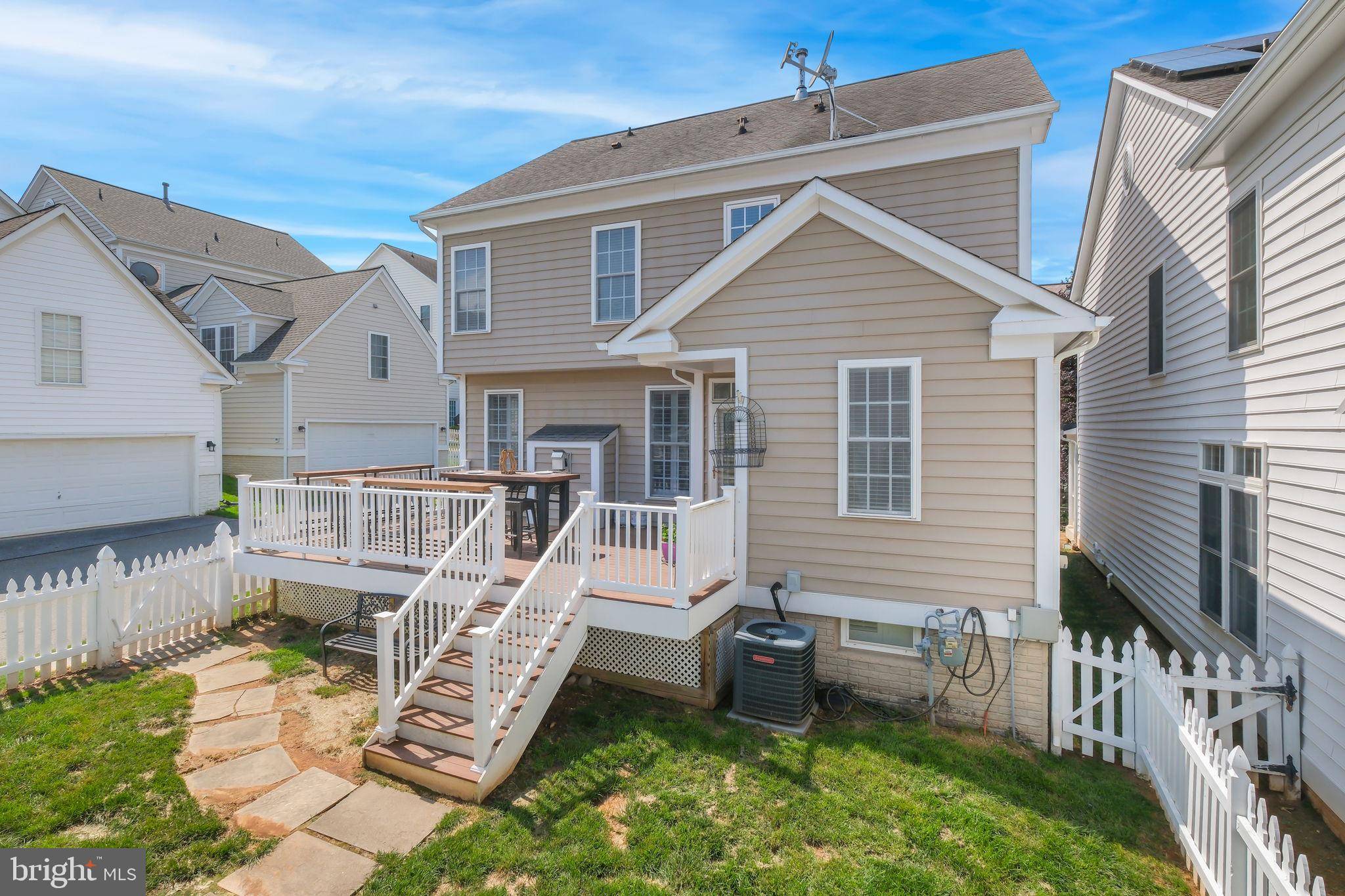 Gaithersburg, MD 20878,746 LAKE VARUNA MEWS