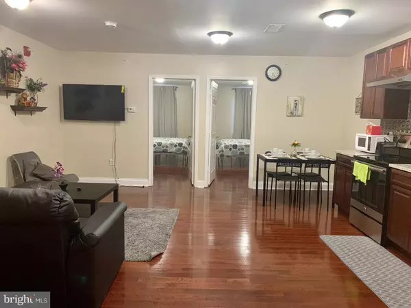 Philadelphia, PA 19107,1211 RACE ST #3R