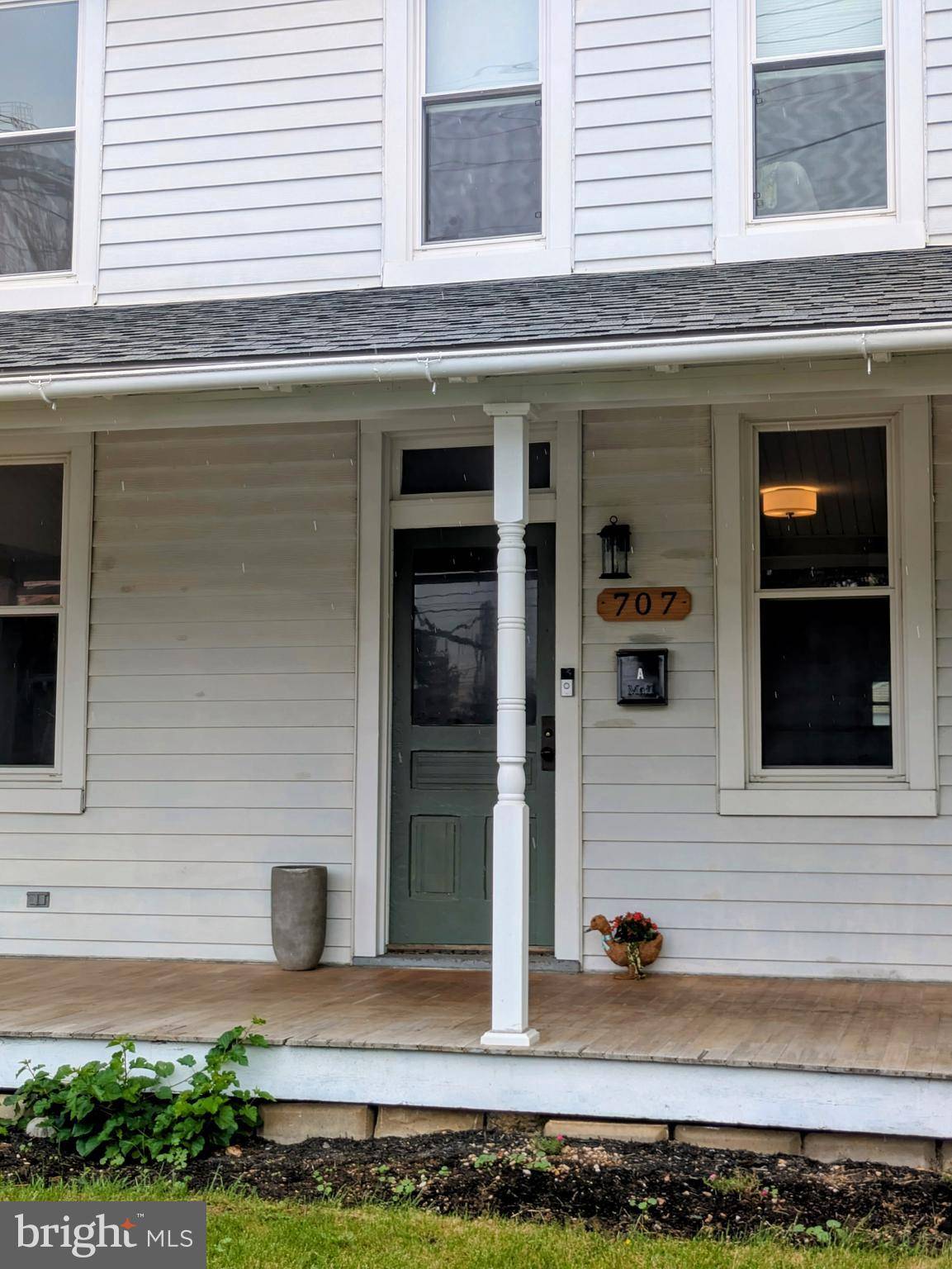 Mount Joy, PA 17552,707 SQUARE ST