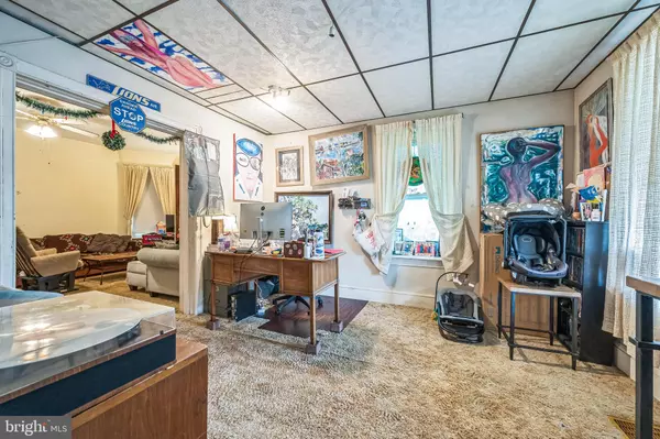 Perkasie, PA 18944,513 RACE ST