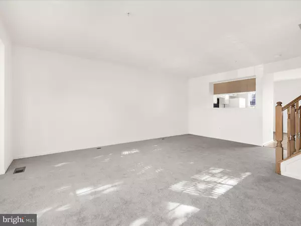 Owings Mills, MD 21117,22 ROYALTY CIR #22