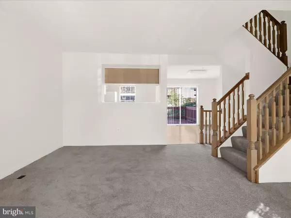 Owings Mills, MD 21117,22 ROYALTY CIR #22