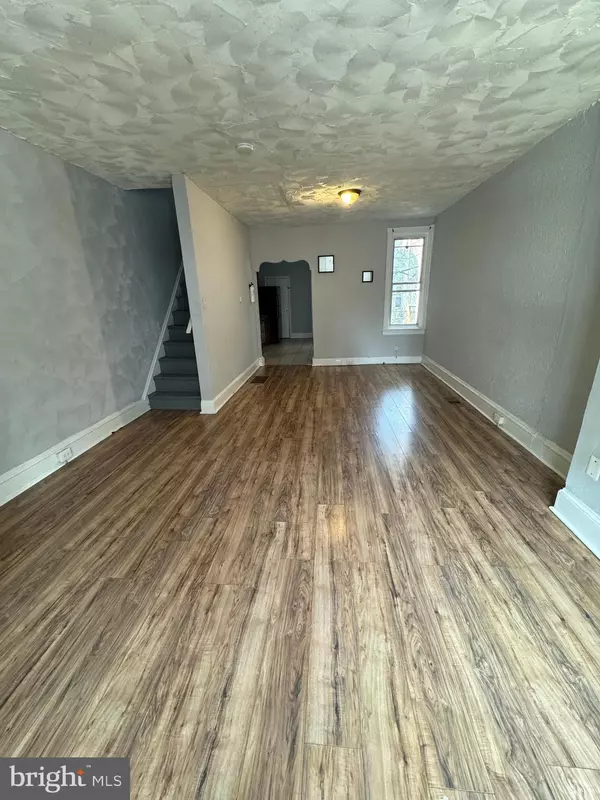 Philadelphia, PA 19151,426 N SALFORD ST