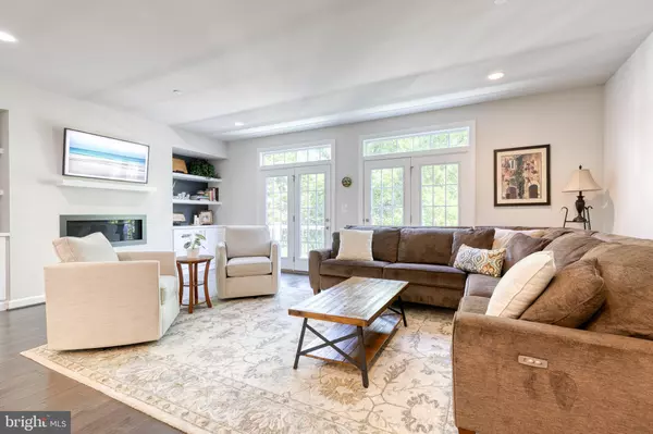 Ellicott City, MD 21043,6006 CHARLES XING