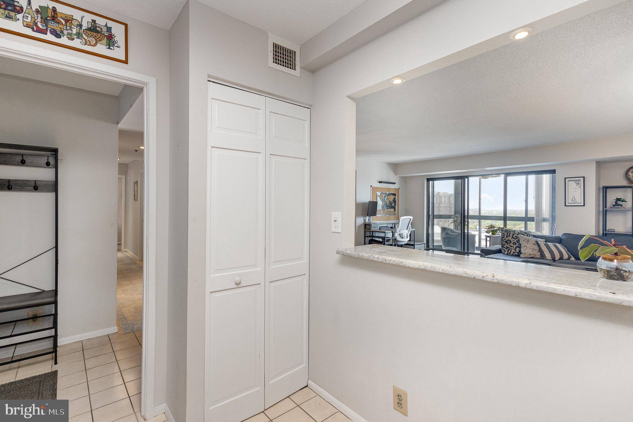 Arlington, VA 22203,900 N STAFFORD ST #2223
