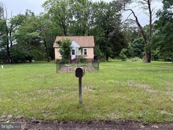 2414 MILLVILLE AVE, Millville, NJ 08332
