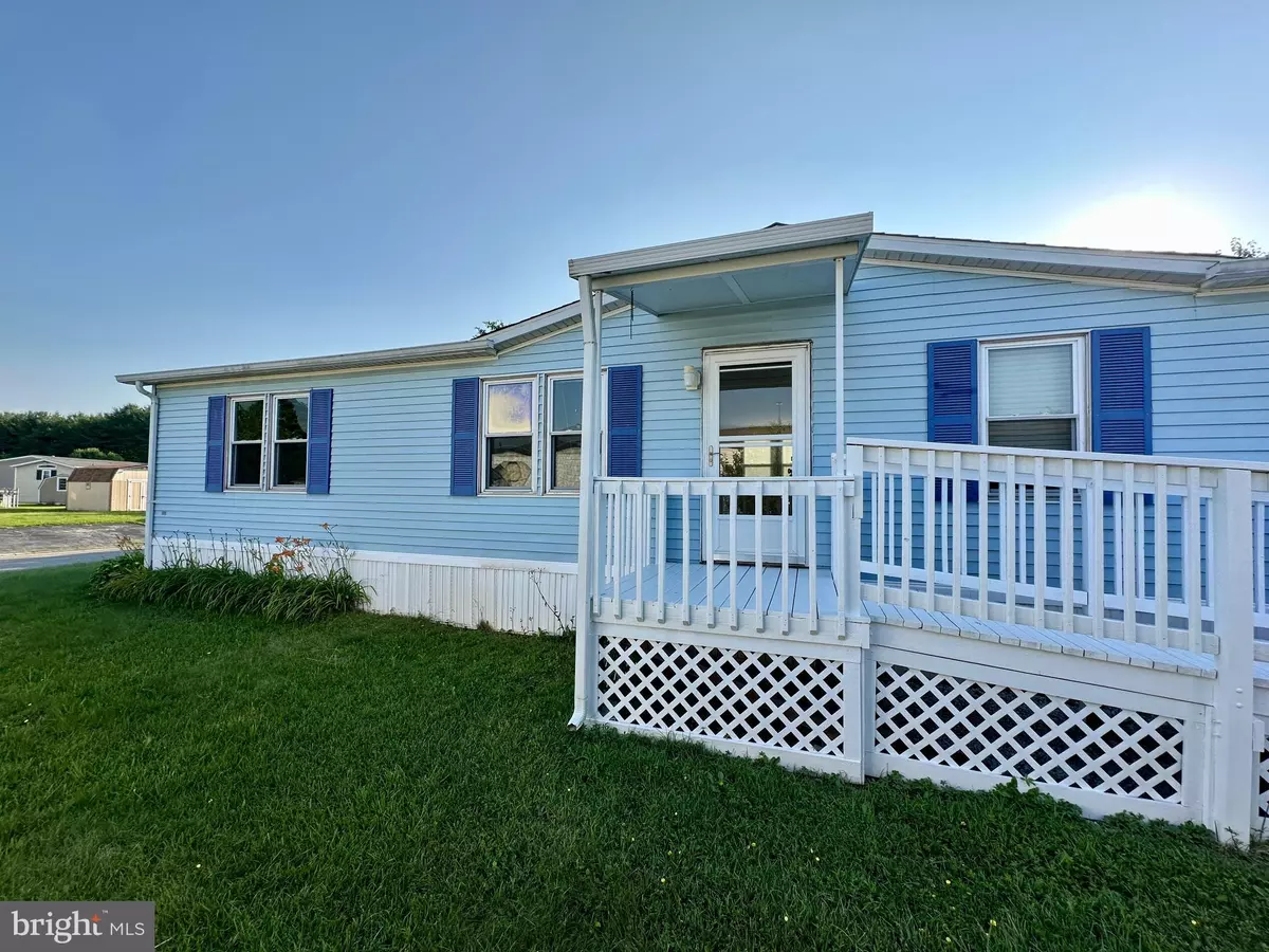 Bear, DE 19701,215 JOAN DR #2