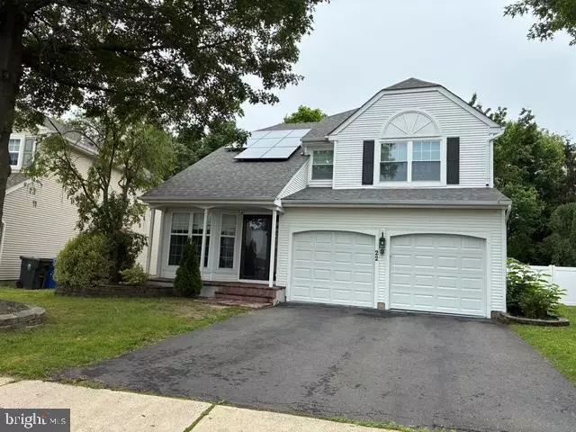 Burlington, NJ 08016,22 FOXCHASE DR