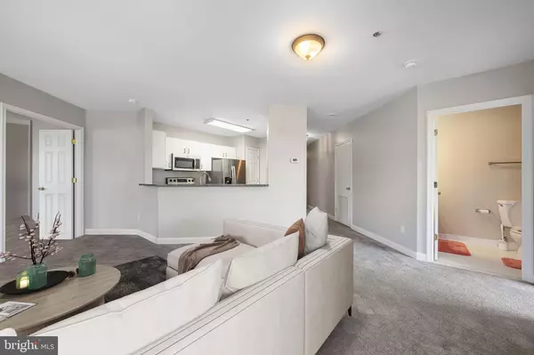 Baltimore, MD 21230,100 HARBORVIEW DR #212