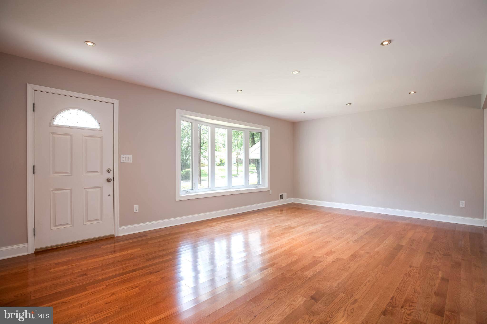New Carrollton, MD 20784,5820 RUNFORD DR