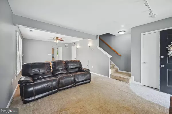 Purcellville, VA 20132,403 S 11TH ST