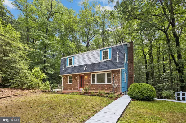 Montross, VA 22520,275 CASTLE DR