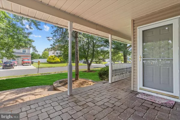Sicklerville, NJ 08081,61 OLYMPIA LN