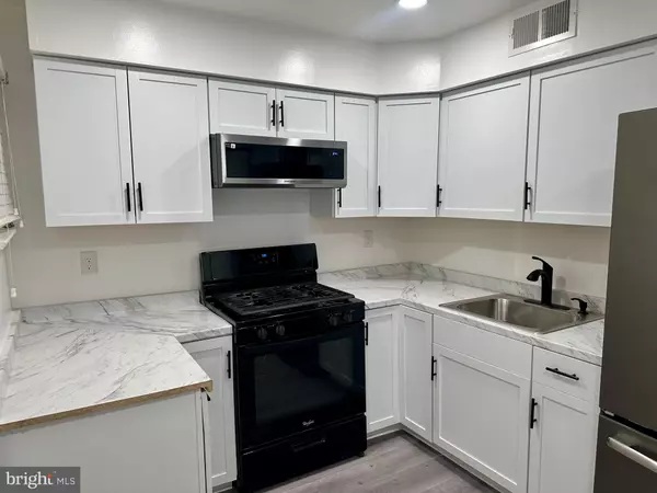 Alexandria, VA 22314,733 S FAYETTE ST