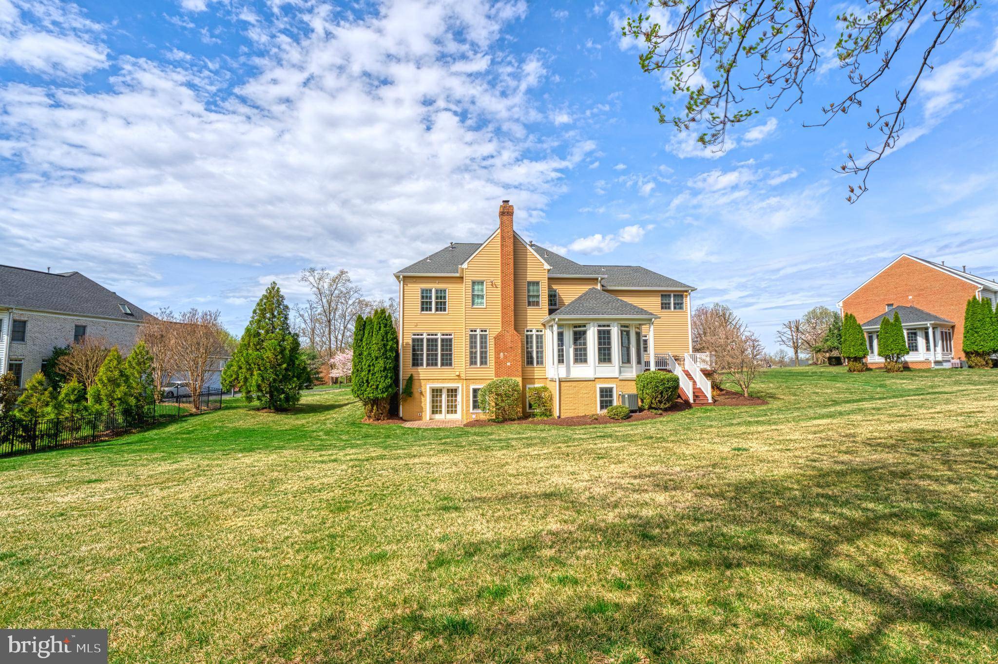 Oak Hill, VA 20171,12812 ROSE GROVE DR