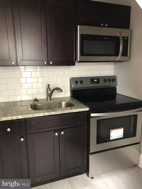 Philadelphia, PA 19128,5936 RIDGE AVE #3