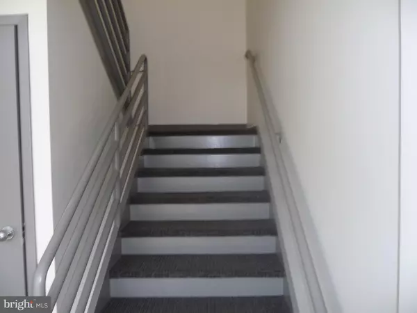 Sterling, VA 20166,22611 MARKEY CT #112