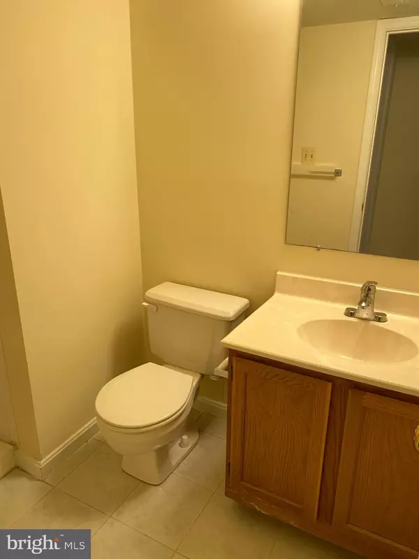 Silver Spring, MD 20901,9006 PICKWICK VILLAGE TER