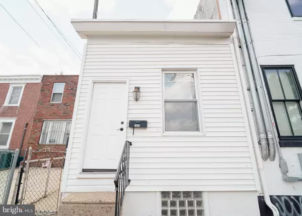 2642 CORAL ST, Philadelphia, PA 19125