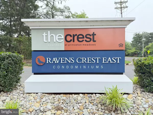 210 RAVENS CREST DR, Plainsboro, NJ 08536