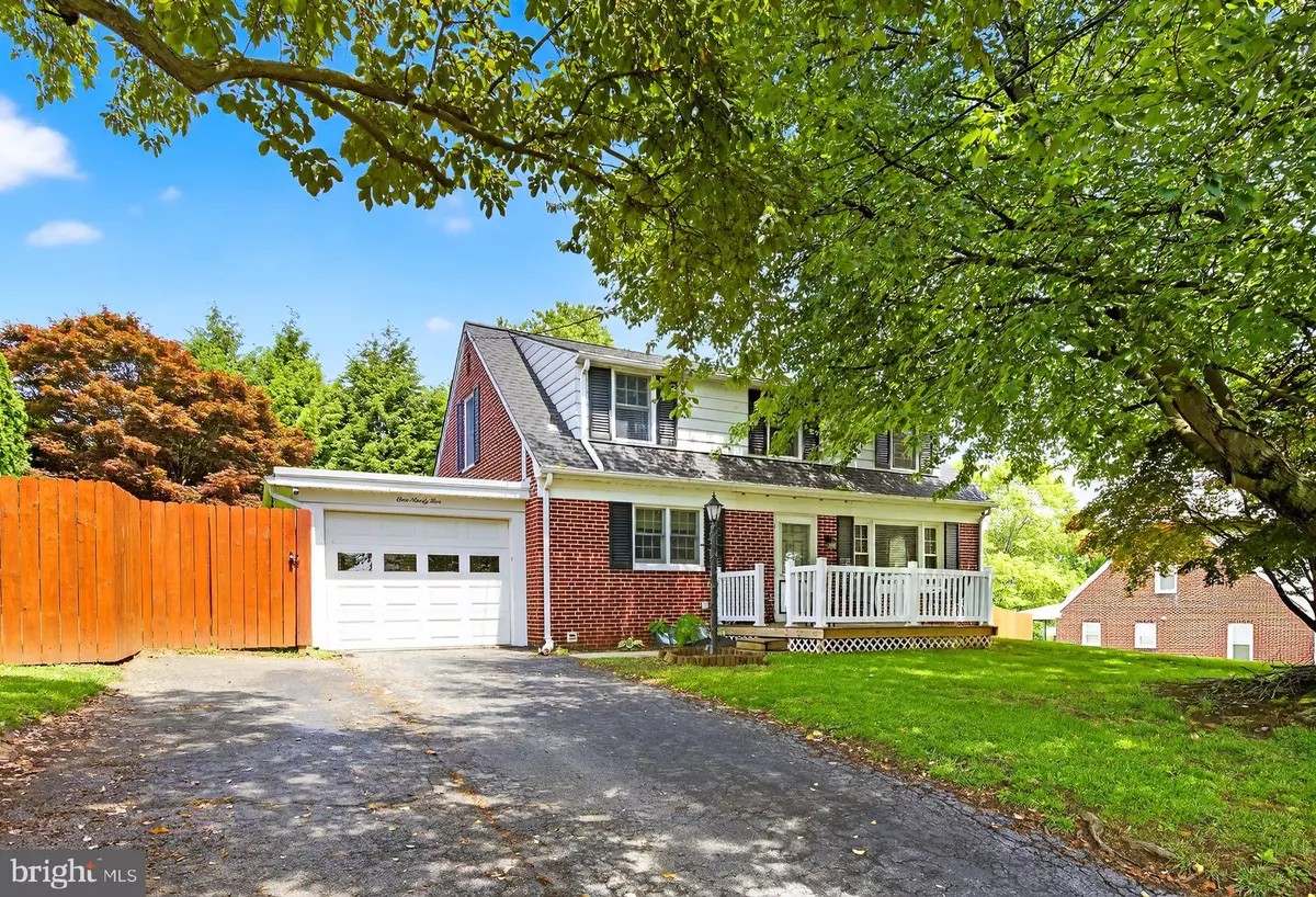Lancaster, PA 17603,195 CHARLES RD
