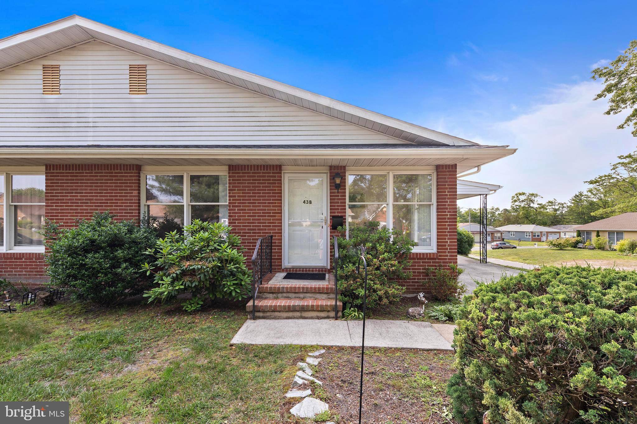 Manahawkin, NJ 08050,43-B SYCAMORE RD