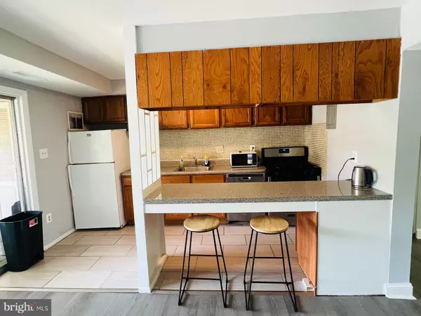 New Carrollton, MD 20784,5414 85TH #201