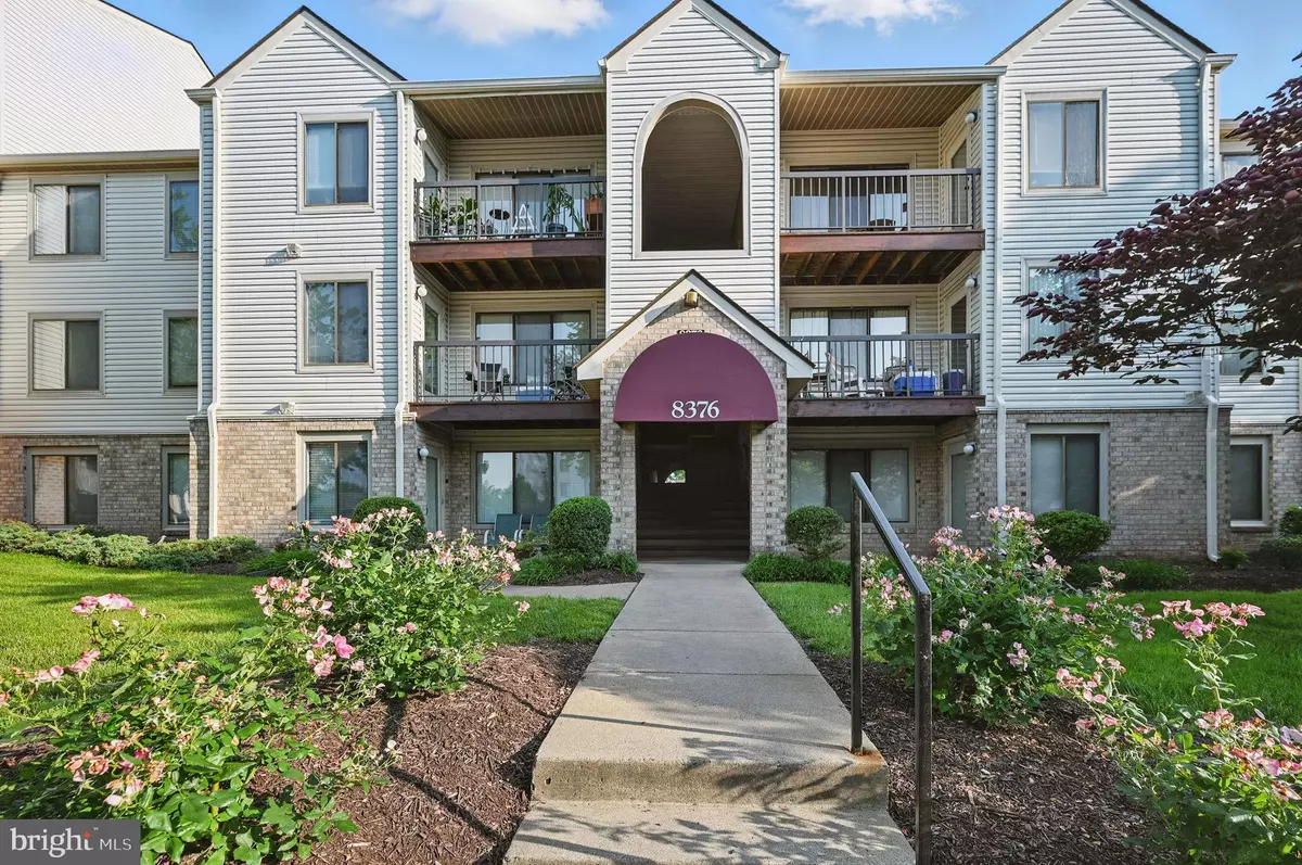 Manassas, VA 20110,8376 BUTTRESS LN #102