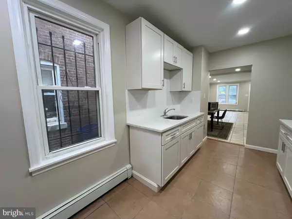 Trenton, NJ 08611,245 GRAND ST