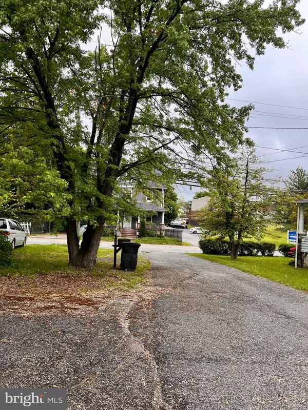 Baltimore, MD 21228,518 INGLESIDE AVE