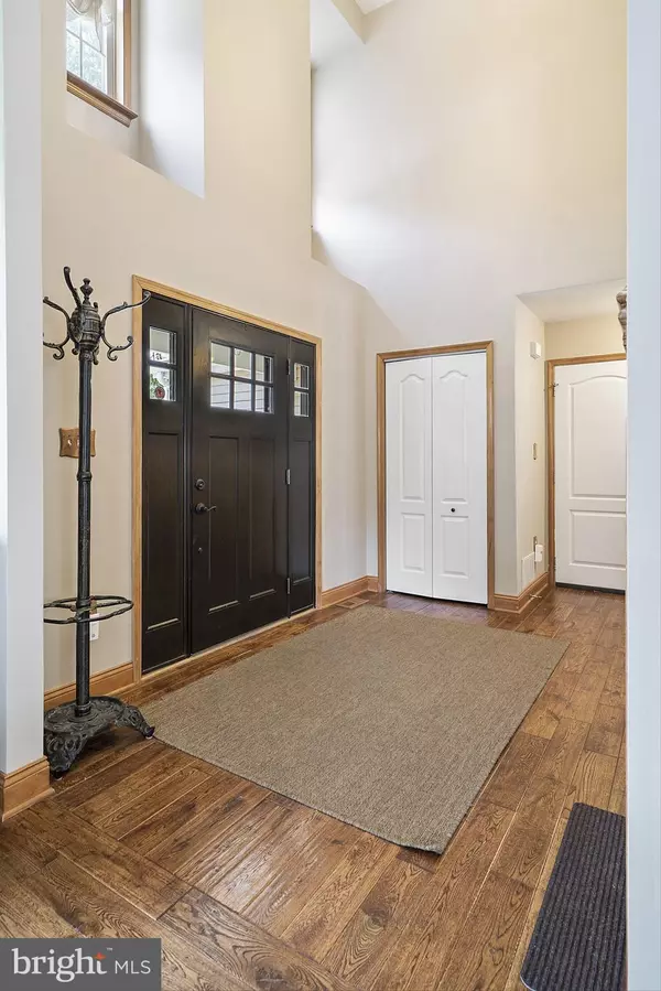 Manahawkin, NJ 08050,113 TOGGLE RD