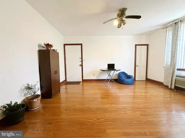Washington, DC 20011,1404 TUCKERMAN ST NW #202