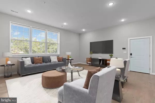 Bristol, PA 19007,418 JEFFERSON AVE #4