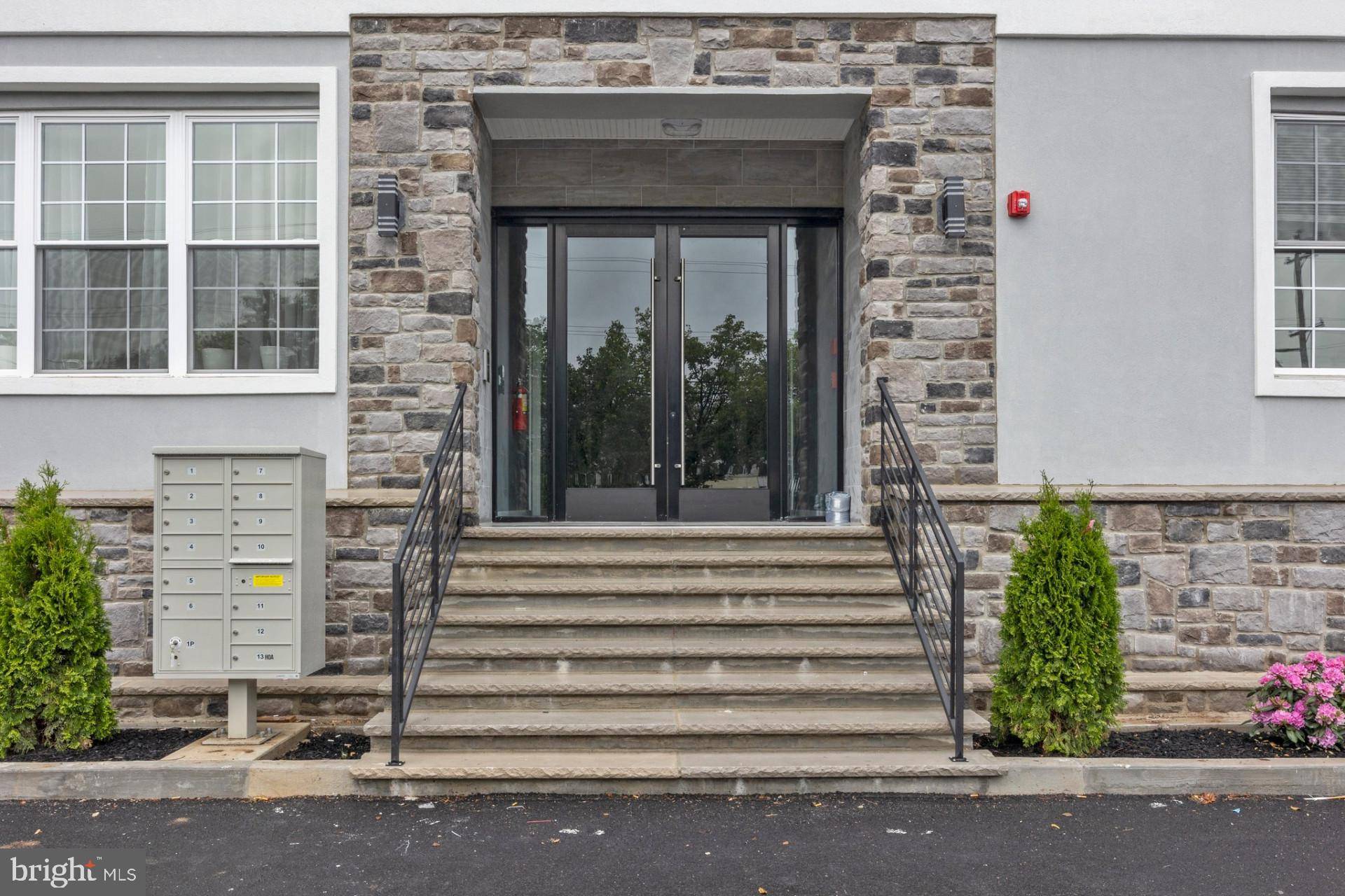 Bristol, PA 19007,418 JEFFERSON AVE #4